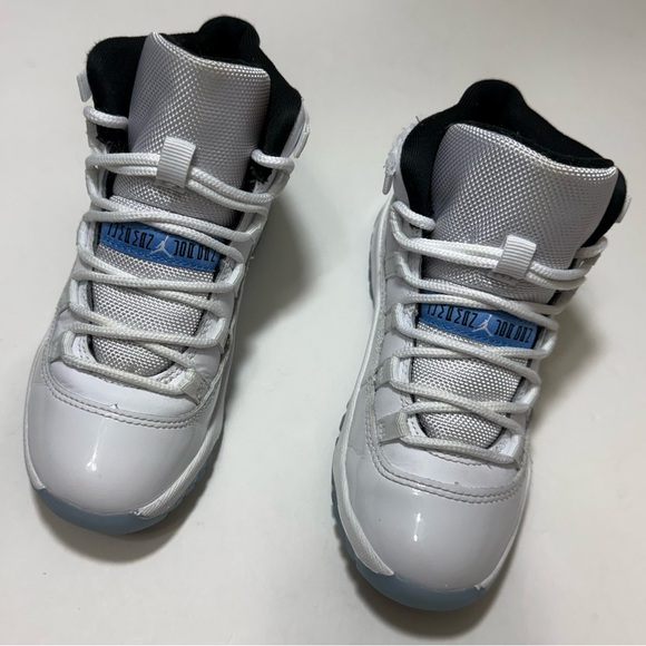 Nike Air Jordan 11 Retro “Legend Blue” Sneakers - Little Kids Size 13.5 - Picture 3 of 16